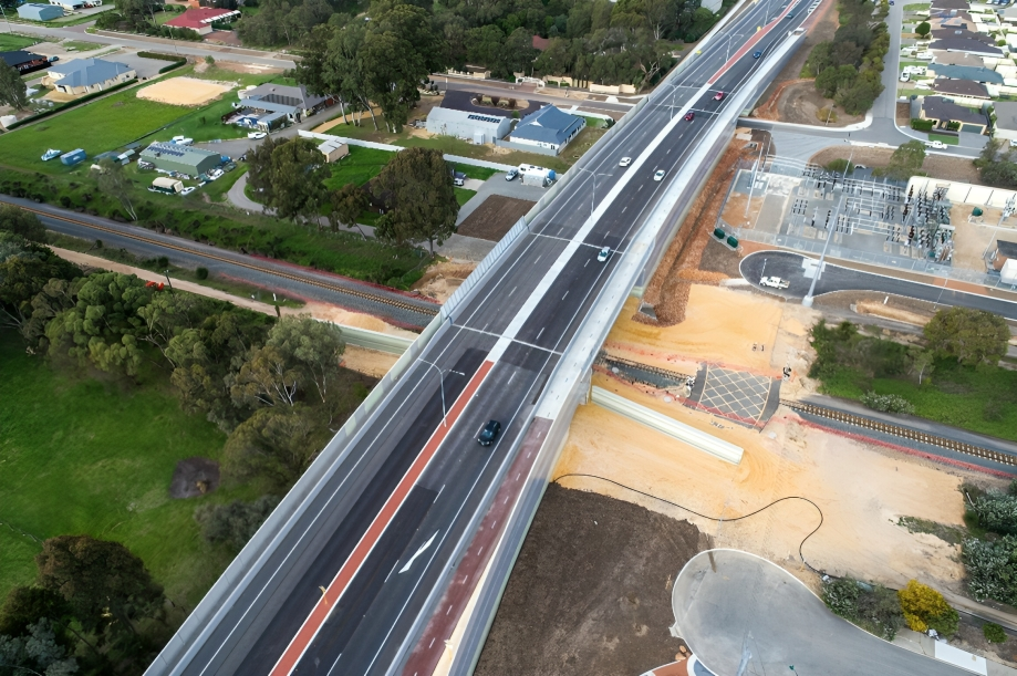 Thomas Road Over Rail